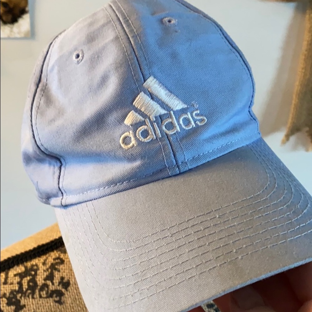 Adidas baseball hat size women’s one size